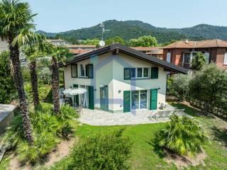 Villa unifamiliare via Santa Maria 10a, Carvico — foto 39 di 44