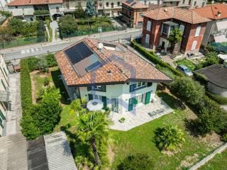 Villa unifamiliare via Santa Maria 10a, Carvico — foto 14 di 44