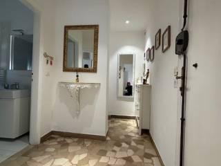 Quadrilocale via Giuseppe Verdi 20, Lungomare, Viareggio