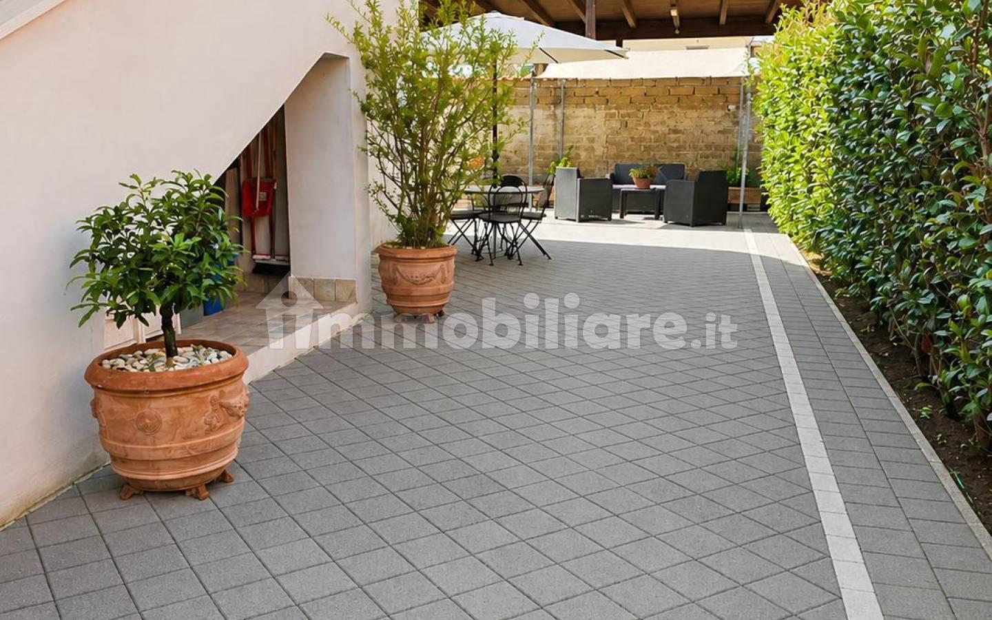 Villa unifamiliare via Cervio, Fossignano, Aprilia