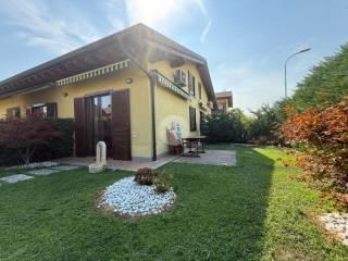 Bilocale via Costantino il Grande 94, Rivoltella, Desenzano del Garda — foto 3 di 13