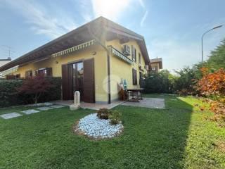 Bilocale via Costantino il Grande 94, Rivoltella, Desenzano del Garda — foto 5 di 13