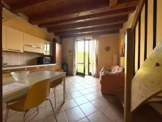 Bilocale via Costantino il Grande 94, Rivoltella, Desenzano del Garda — foto 9 di 13