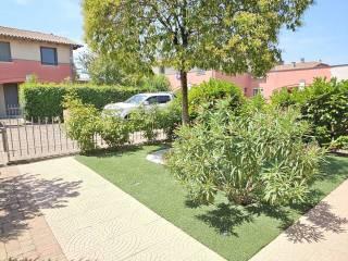 Villa bifamiliare via Martiri della Libertà 14, Centro, Castelvetro Piacentino — foto 19 di 37