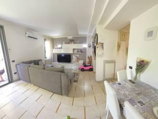 Villa bifamiliare via Martiri della Libertà 14, Centro, Castelvetro Piacentino — foto 8 di 37
