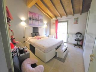 Villa bifamiliare via Martiri della Libertà 14, Centro, Castelvetro Piacentino — foto 3 di 37