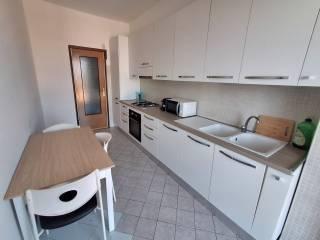Stanza singola via Giuseppe Mazzini 9, Lissone — foto 10 di 13