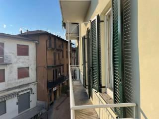 Bilocale piazza San Francesco 31, Centro, Luino — foto 4 di 9