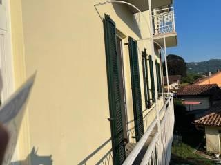 Bilocale piazza San Francesco 31, Centro, Luino — foto 2 di 9