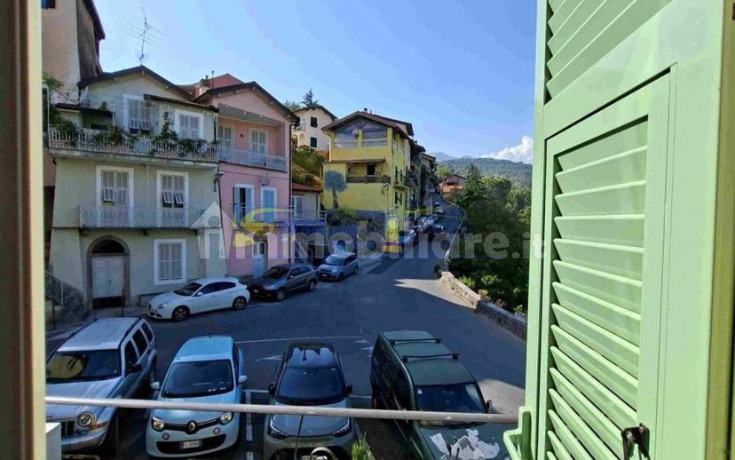 Trilocale ottimo stato, primo piano, Olivetta San Michele