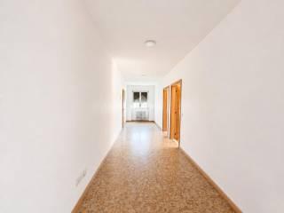 Trilocale via Nazionale 11, Villa, Villa di Tirano
