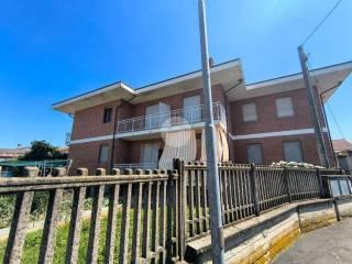 Quadrilocale frazione Veglia 35, Veglia, Cherasco — foto 4 di 17