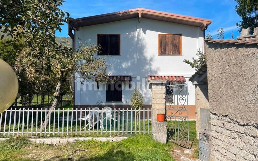 Villa unifamiliare via Bacugno 103, Bacugno, Posta