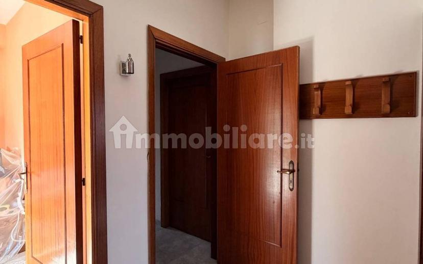 Appartamento via Giacomo Matteotti, Centro, Serra San Bruno — foto 4 di 13