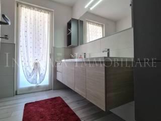 Trilocale nuovo, primo piano, Rovereto — foto 19 di 20