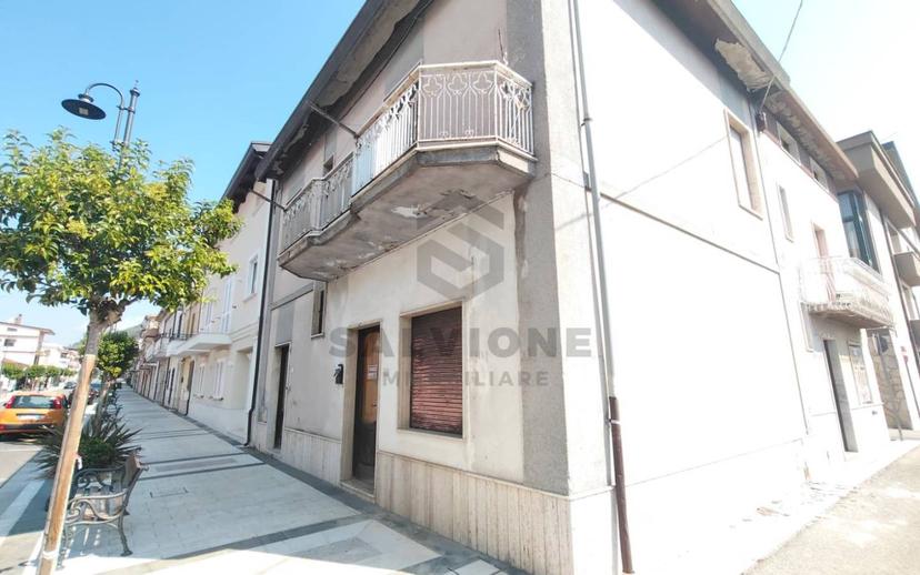 Villa unifamiliare corso Giuseppe Garibaldi, San Salvatore Telesino — foto 21 di 31