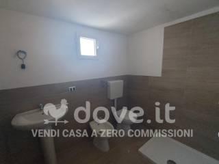 Trilocale via Alessandro Manzoni snc, Oria — foto 18 di 19