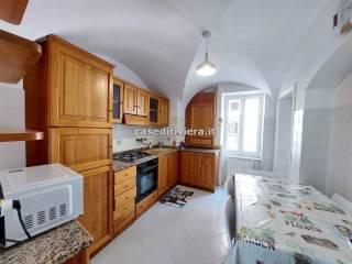 Trilocale piazza Aicardi, Centro, Finale Ligure — foto 13 di 21