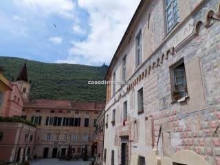 Trilocale piazza Aicardi, Centro, Finale Ligure — foto 11 di 21