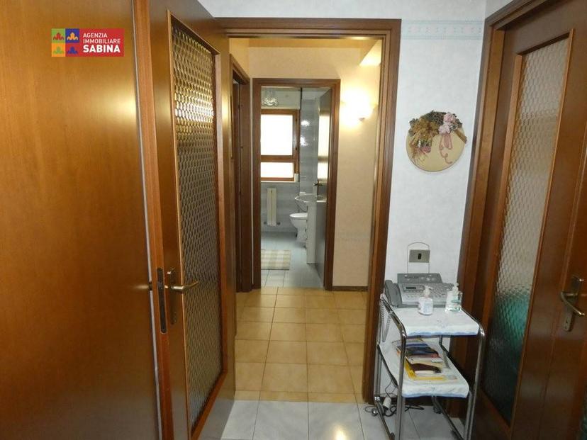 Trilocale via Pietro Nenni 57, Centro, Poggio Mirteto — foto 20 di 30