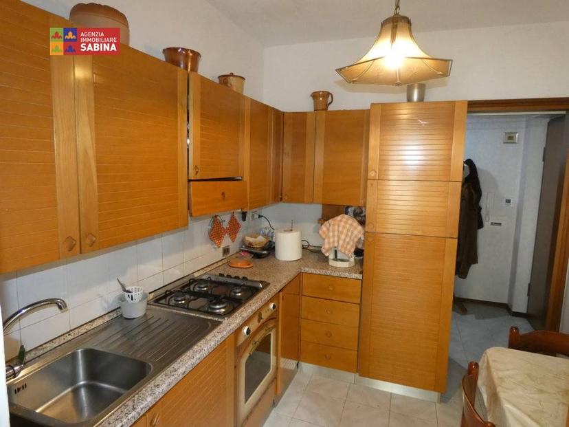 Trilocale via Pietro Nenni 57, Centro, Poggio Mirteto — foto 22 di 30