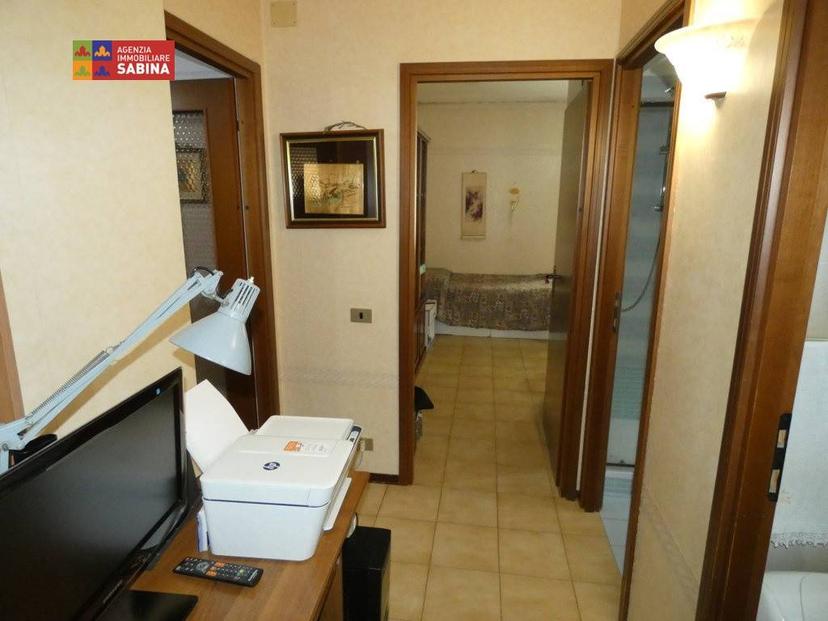 Trilocale via Pietro Nenni 57, Centro, Poggio Mirteto — foto 17 di 30