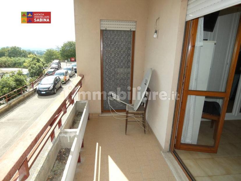Trilocale via Pietro Nenni 57, Centro, Poggio Mirteto — foto 21 di 30
