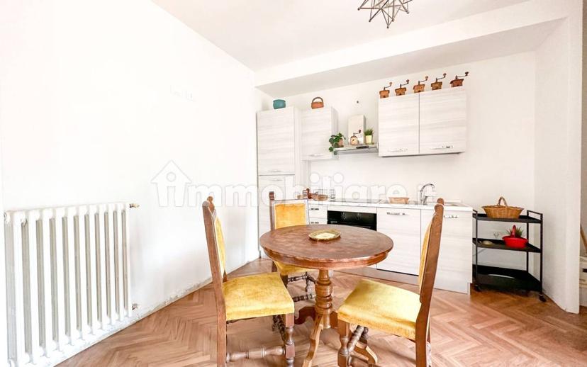 Trilocale via Modenese, San Felice, Pistoia