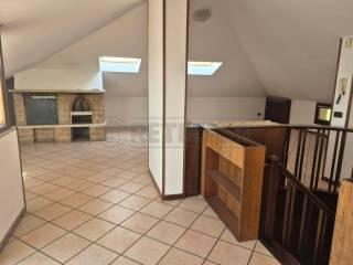 Appartamento buono stato, secondo piano, Seriate — foto 3 di 25