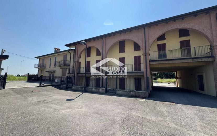 Villa a schiera via Roma, Izano — foto 3 di 31