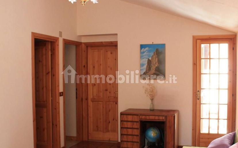 Casale Località Case Sparse Rapelle SNC, Rapelle, Antrodoco — foto 2 di 15