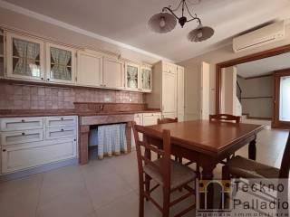 Villa bifamiliare, ottimo stato, 230 m², Centro, Dueville — foto 11 di 19