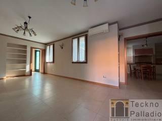 Villa bifamiliare, ottimo stato, 230 m², Centro, Dueville — foto 19 di 19