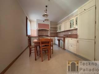 Villa bifamiliare, ottimo stato, 230 m², Centro, Dueville — foto 18 di 19