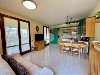 Bilocale via 10 Giornate 45, Centro, San Felice del Benaco — foto 19 di 29