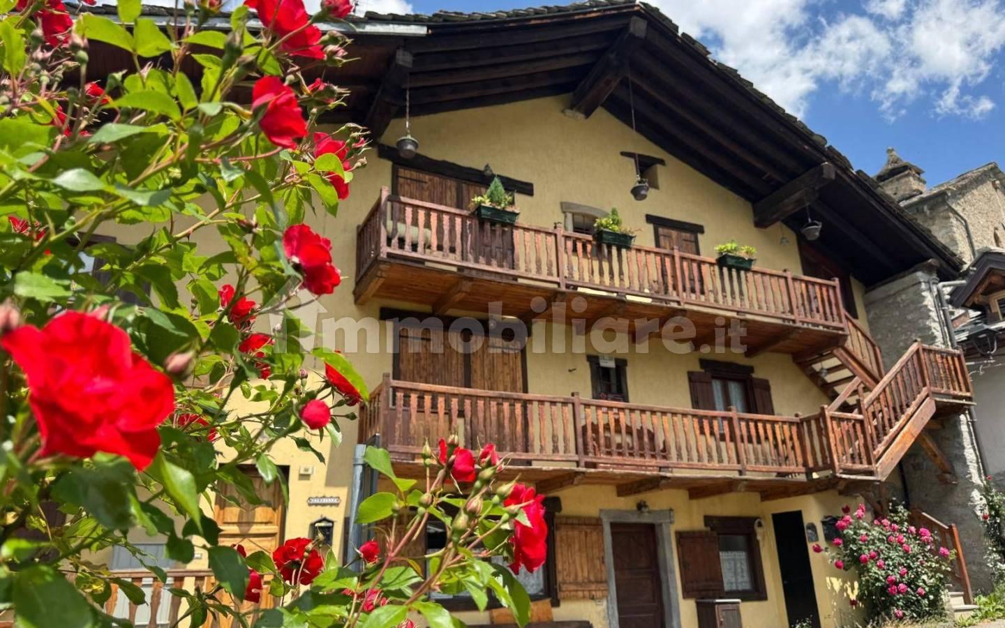 Appartamento buono stato, primo piano, Courmayeur