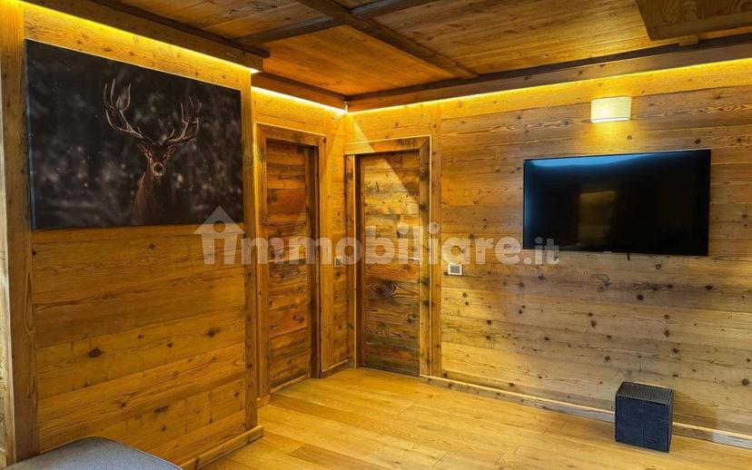 Quadrilocale ottimo stato, primo piano, Centro, Courmayeur