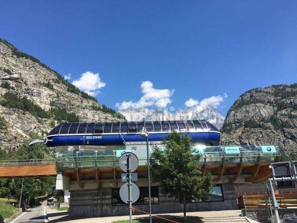 Terratetto unifamiliare 160 m², ottimo stato, Courmayeur