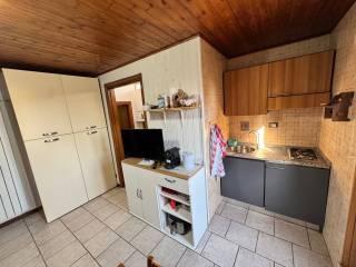 Bilocale buono stato, secondo piano, Bastia, Bastia Umbra — foto 11 di 25