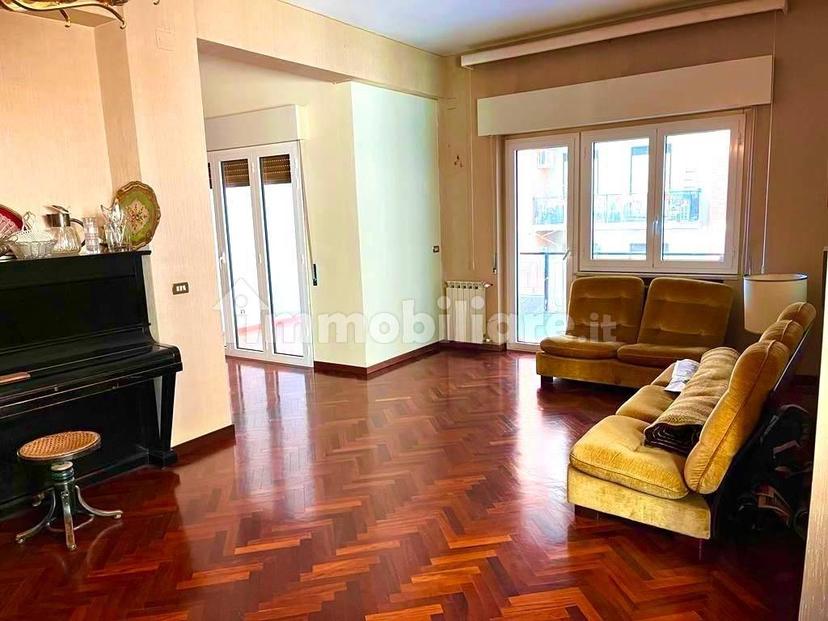 Appartamento viale Trieste 221, Centro, Caltanissetta