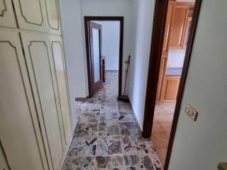 Appartamento via Alessandro Manzoni 121, Centro, Arcore