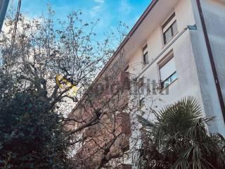 Trilocale buono stato, primo piano, Centro, Cislago