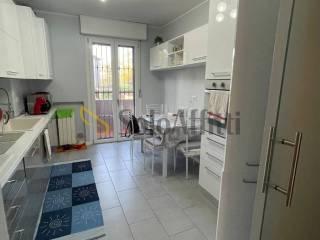Trilocale buono stato, primo piano, Centro, Cislago — foto 5 di 33