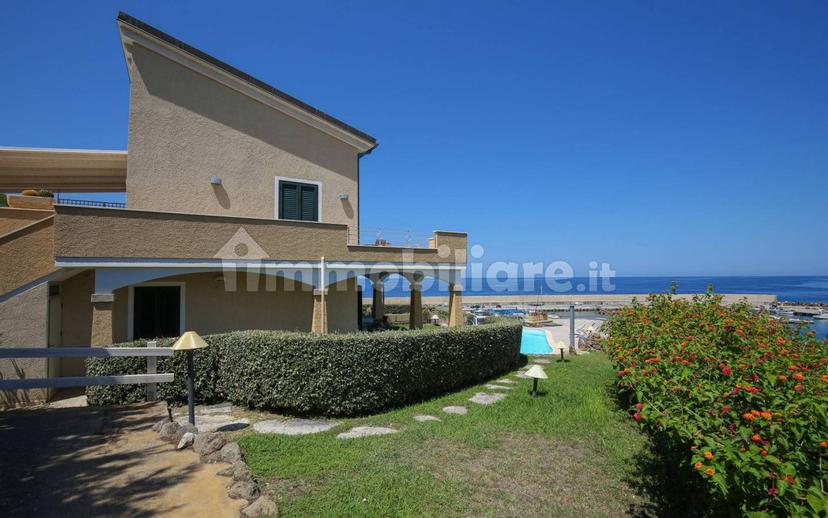Appartamento in villa Strada Statale dell'Anglona, Castelsardo — foto 50 di 178