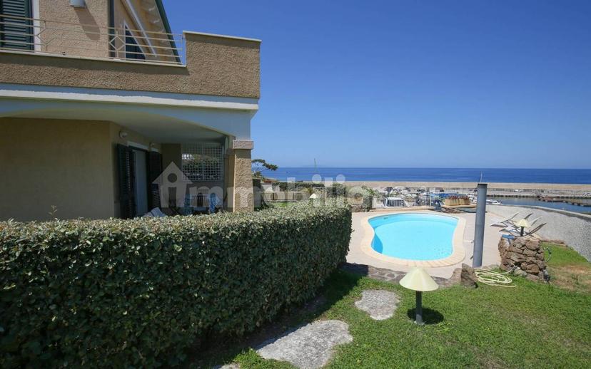 Appartamento in villa Strada Statale dell'Anglona, Castelsardo — foto 15 di 178