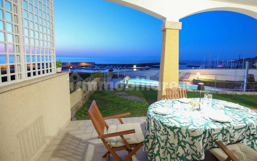 Appartamento in villa Strada Statale dell'Anglona, Castelsardo — foto 7 di 178