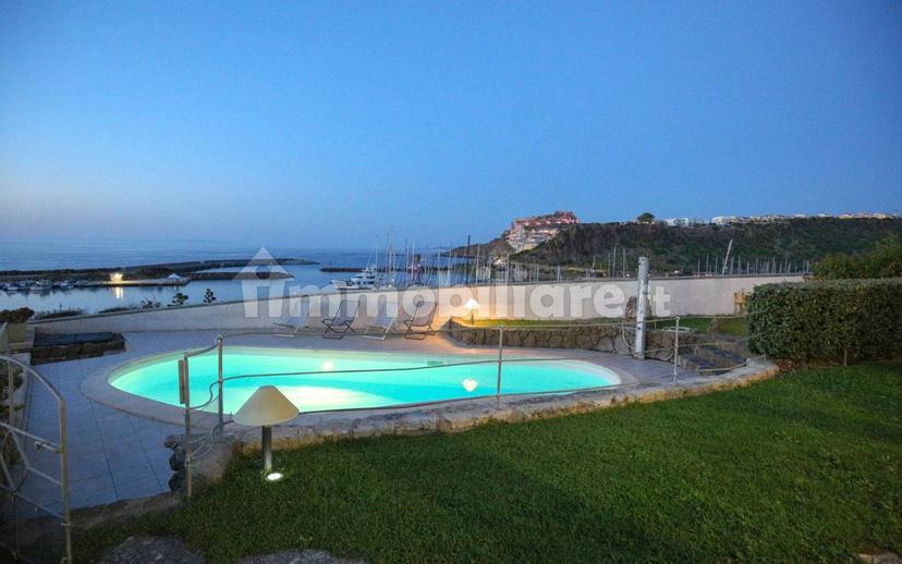 Appartamento in villa Strada Statale dell'Anglona, Castelsardo — foto 41 di 178