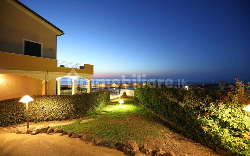 Appartamento in villa Strada Statale dell'Anglona, Castelsardo — foto 29 di 178