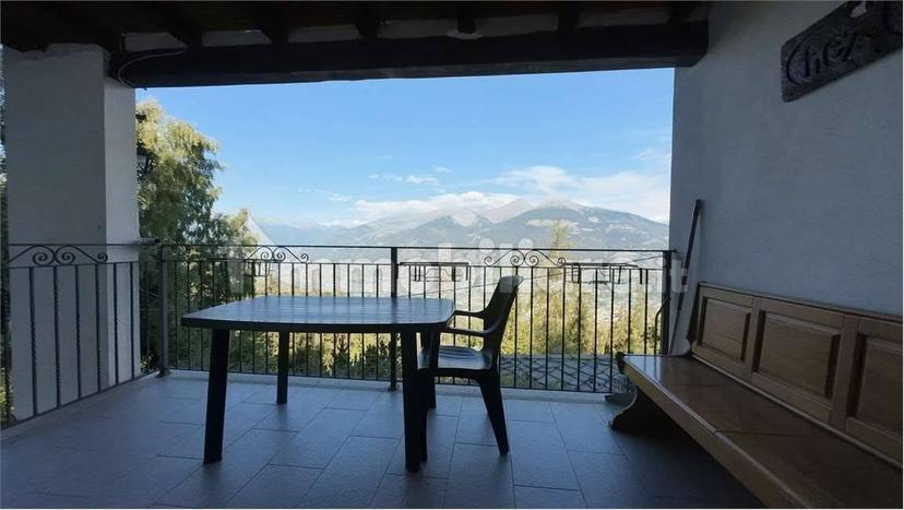 Terratetto unifamiliare 102 m², buono stato, Centro, Charvensod — foto 18 di 34
