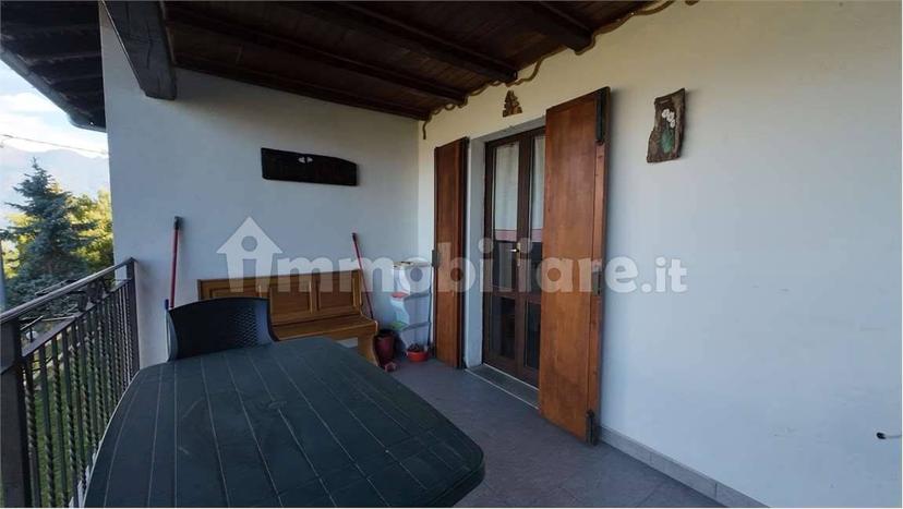 Terratetto unifamiliare 102 m², buono stato, Centro, Charvensod — foto 6 di 34